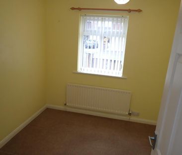 2 bedroom detached bungalow to rent - Photo 5