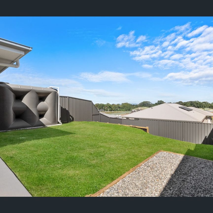 Brand New-Apply Now - Photo 1