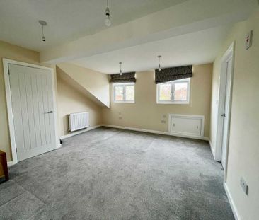 3 bedroom semi-detached house to rent - Photo 5