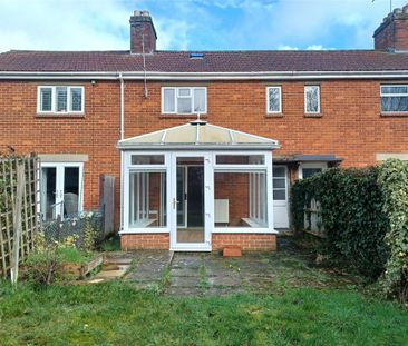 3 bedroom terraced house to rent - Photo 2