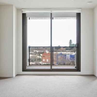 3 Bedroom Apartment - Unfurnished - Photo 1