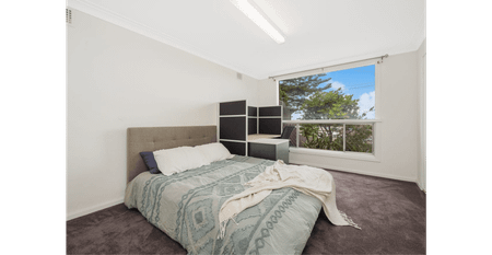 Beautifully Presented 3-Bedroom Home with stunning views of Lake Macquarie - Photo 4