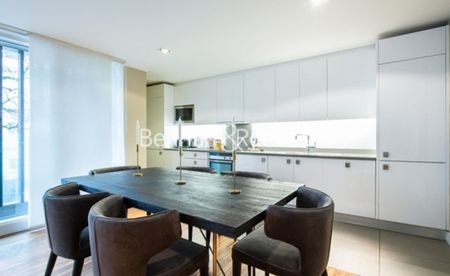 2 Bedroom flat to rent in Fulham Road, Knightsbridge, SW3 - Photo 3