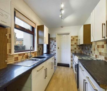 Fairfax Street, Scarborough, YO12 - Photo 2