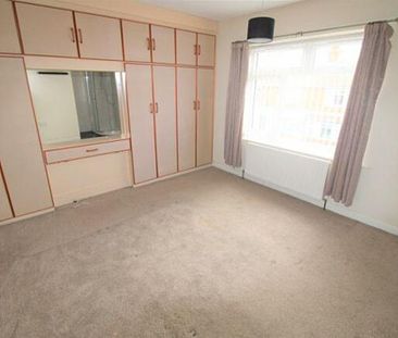 2 bed semi-detached house to rent in Wilshaw Grove, Ashton-Under-Lyne, OL7 - Photo 1