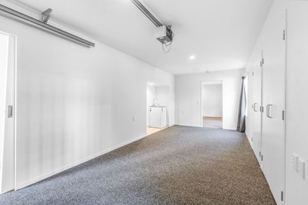 3 Beddy Parnell Townhouse! - Photo 3