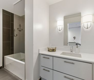 For Lease - 247 Broward Way Unit# 34, Innisfil, Ontario - Photo 2