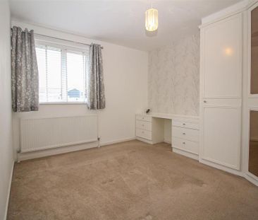 3 bedroom semi-detached house to rent - Photo 4