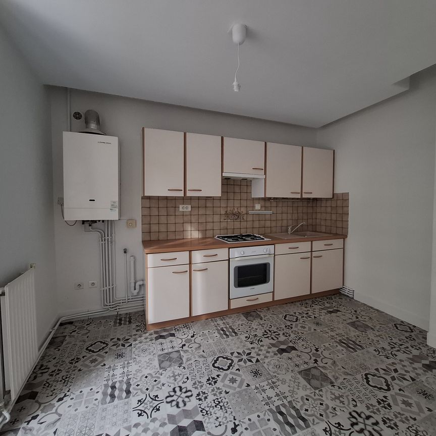 Location Appartement 2 pièces 50m² VICHY 03200 - Photo 1