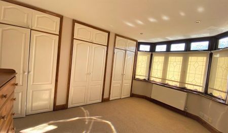 4 bedroom terraced house to rent - Photo 3