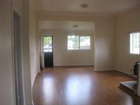 3 Bedroom Home - Photo 2