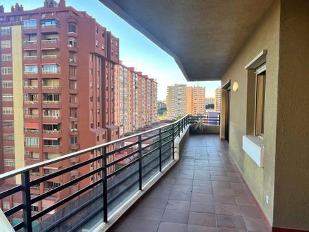 5 room luxury Flat for rent in Málaga, Spain - Photo 2