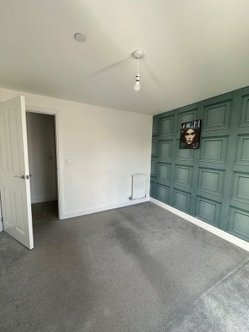 2 Bed Flat, St. Lukes Road, B5 - Photo 3