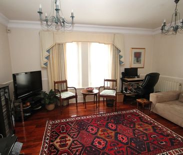 3 Bed Flat, West Hill, HA2 - Photo 6