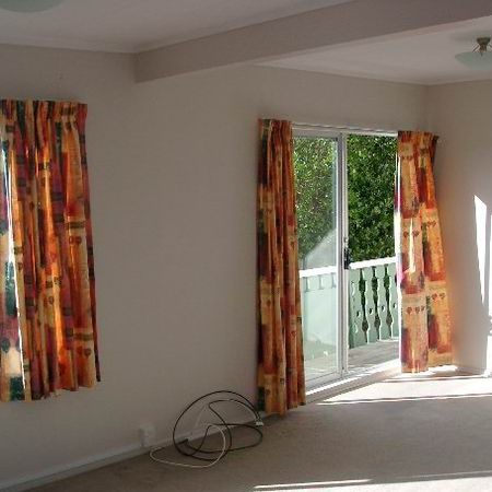 1/15 View Road, Titahi Bay - Photo 3