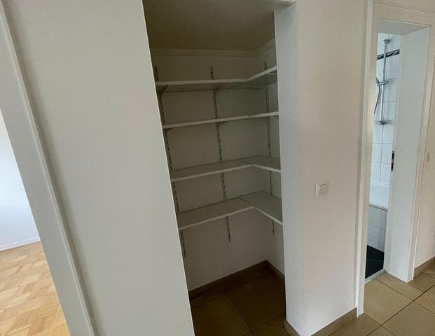 4-Zimmer-Erdgeschosswohnung mit großer Süd-West-Terrasse - Foto 1