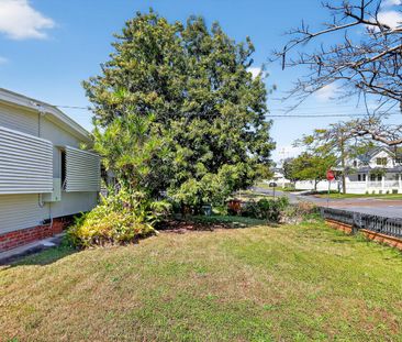 R1/58 Dorothea Street, Cannon Hill, Qld 4170 - Photo 3