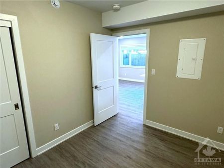 For Lease - 316 Mona Avenue Unit# B, Vanier and Kingsview Park, Ontario - Photo 2