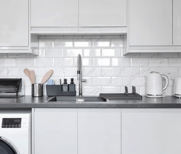 Studio Flat, Earlham Grove, E7 - Photo 6