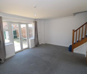 2 bedroom terraced house to rent - Photo 5