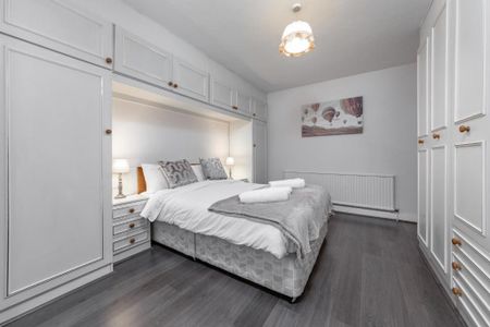 4 bedroom terraced house to rent - Photo 4