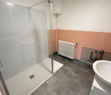 Location Maison 5 pièces 110m² FLINES LEZ RACHES 59148 - Photo 2