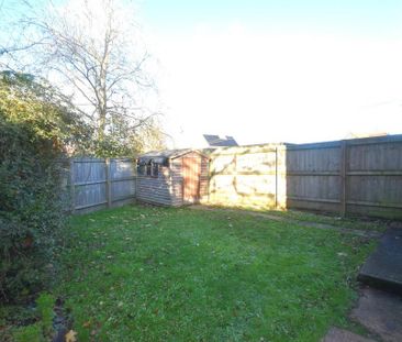 2 bedroom semi-detached house to rent - Photo 6