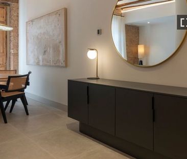 3 room luxury Flat for rent in Valencia - Photo 2