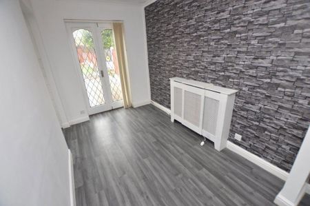 3 bedroom terraced house to rent - Photo 3