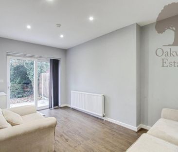 House of multiple occupation to rent - Photo 4