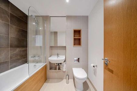 Letchworth Road, Stanmore, HA7 - Photo 3