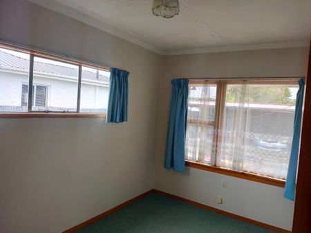 2 Bedroom on Jackson Street - Photo 4