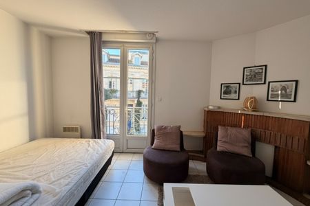 T1 meublé, idéalement situé quartier Nansouty, rue Pascal M - Photo 3