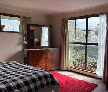 12 Cunliffe Road - Photo 3