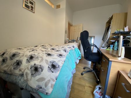 Allensbank Road, Heath - Photo 2