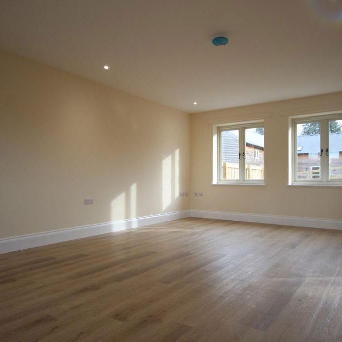 3 bedroom barn conversion to rent - Photo 1