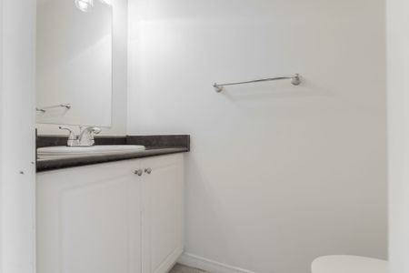 For Lease - 47 Carleton Place, Brampton, Ontario - Photo 5