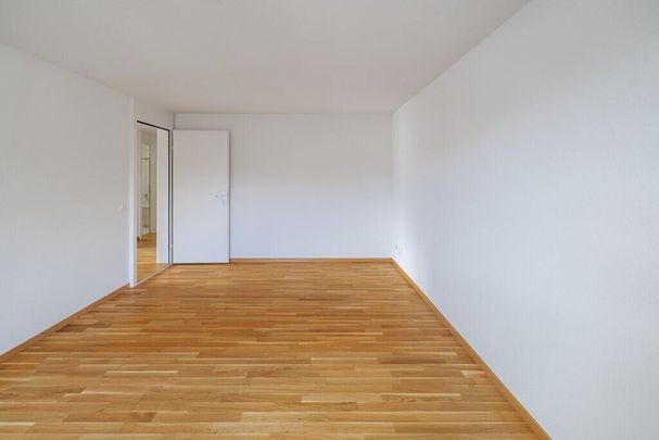 We are looking for you specifically - Photo 1