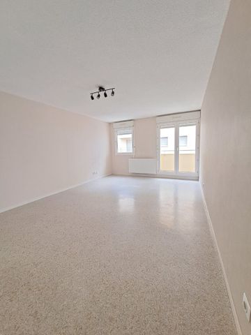 Location Appartement 3 pièces 66m² - Photo 2