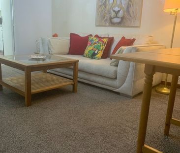 2 Bed Flat, Kelvindale, G12 - Photo 2