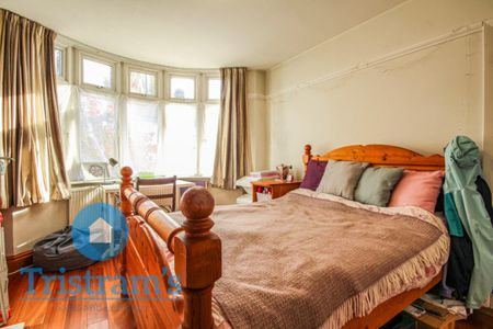 4 bed Semi-Detached House for Rent - Photo 3