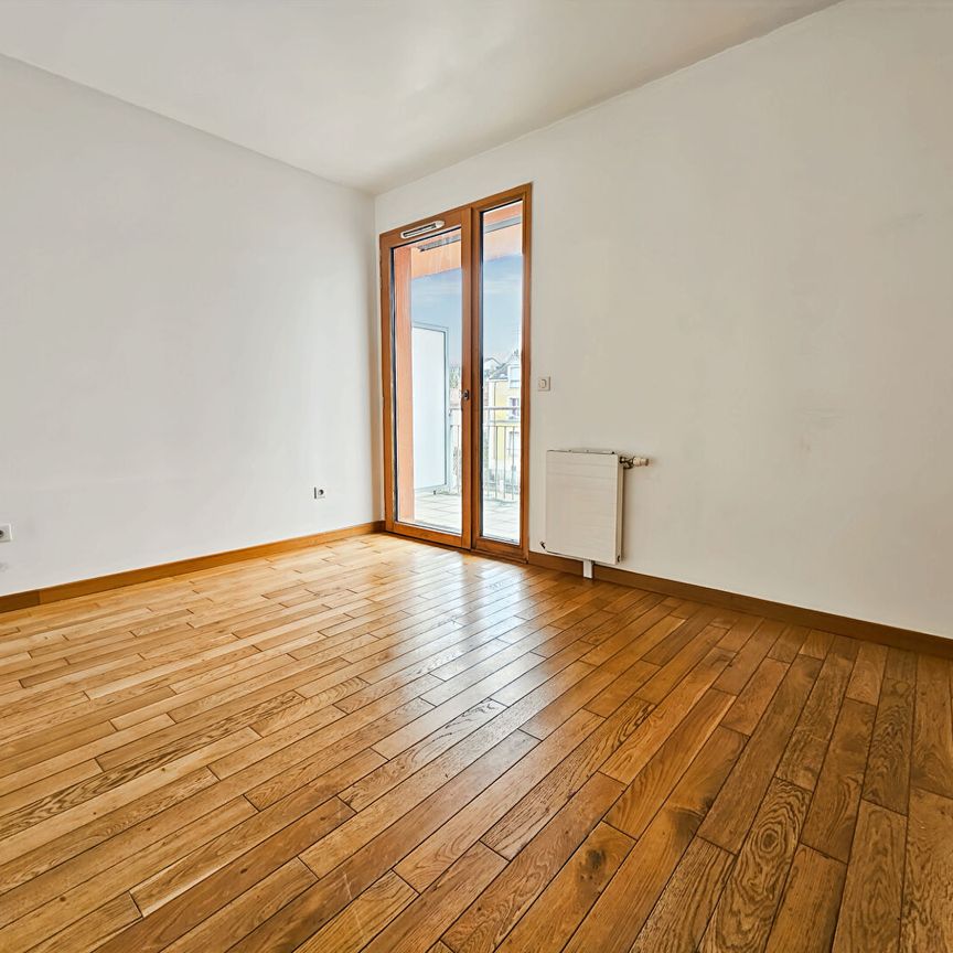 Apartment - Photo 1