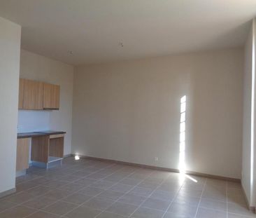 Location Appartement 2 pièces 46m² DRAGUIGNAN 83300 - Photo 1