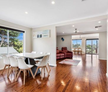 Spacious Family Home - Photo 5