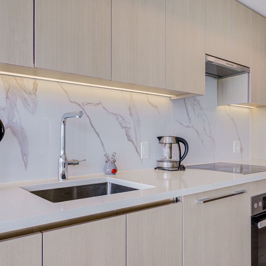 For Lease - 1 Concord Cityplace Way Unit# 5112, Toronto, Ontario - Photo 1