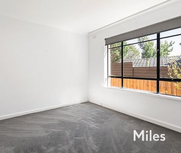 2/33 Carmichael Street, Ivanhoe East - Photo 4