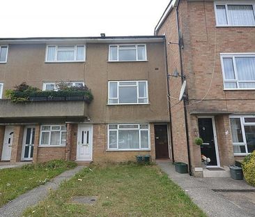 2 bedroom ground floor flat to rent - Photo 1