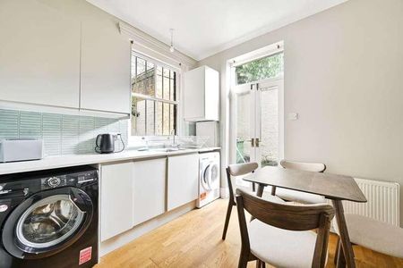 Beaumont Crescent, Barons Court, W14 - Photo 4