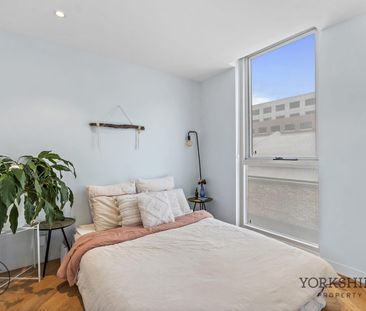 Impressive North-Facing Gem - Photo 4