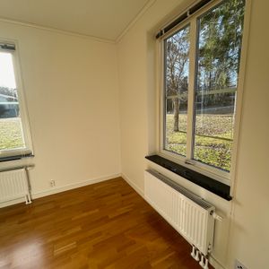 Malmvägen, Järfälla - Photo 2